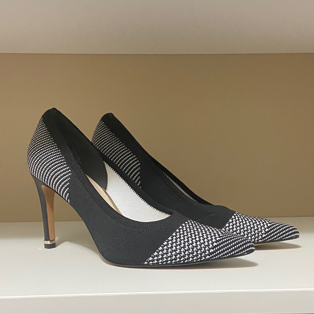 Kenneth Cole Riley Black and White Patterned Heels 6.5